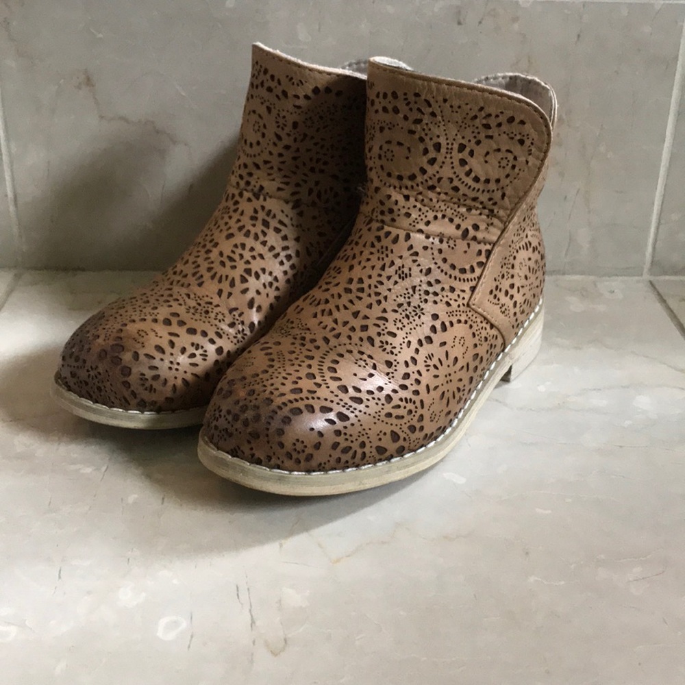 Joyfolie leather laser cut tan booties